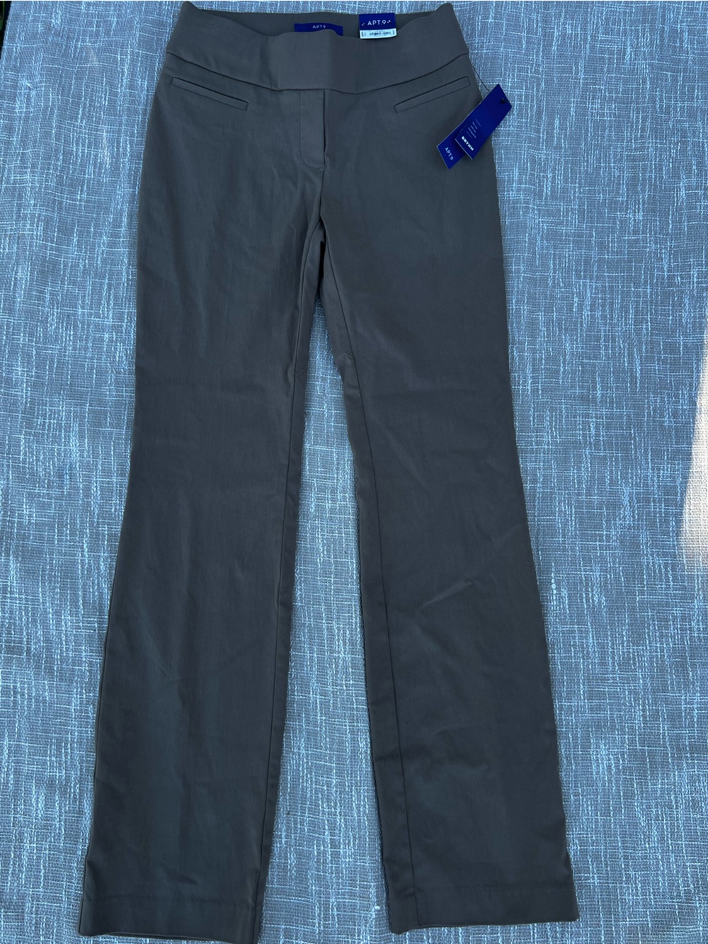 Apt. 9 Taupe Straight Dress Pants trousers size 4